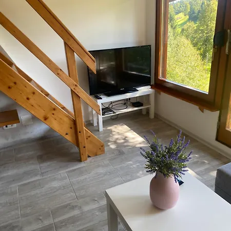 Pocitniska Hisa Lily *