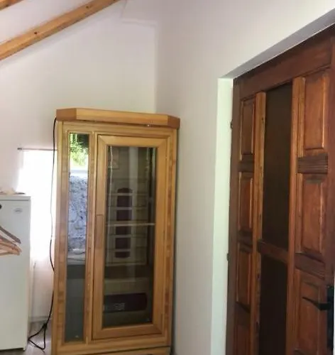 Pocitniska Hisa Lily Feriehus *