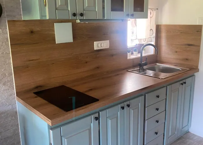 Pocitniska Hisa Lily * Idrija